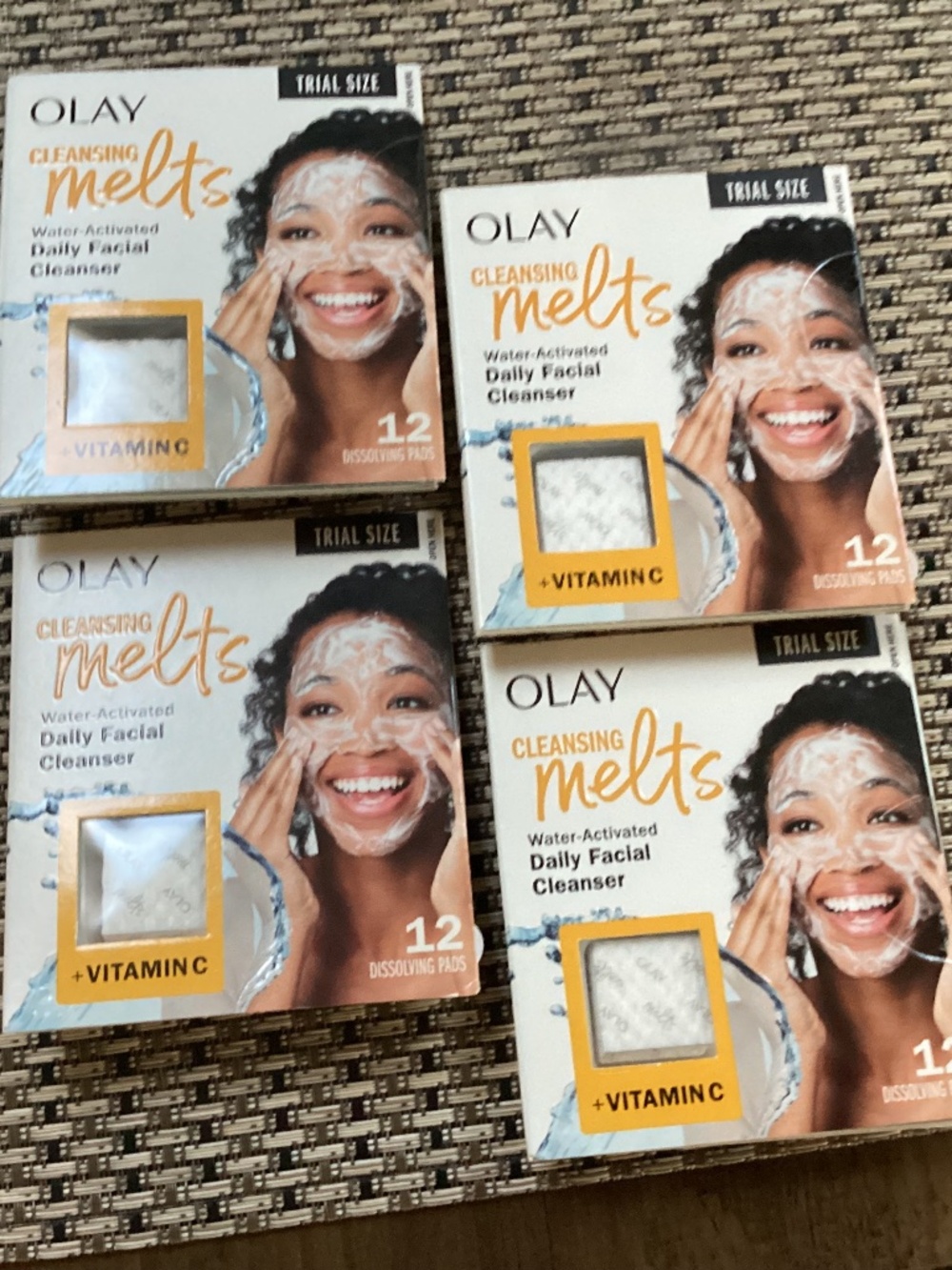 Olay Cleansing Water-Activated Daily Facial Cleanser Bundle Trial Size